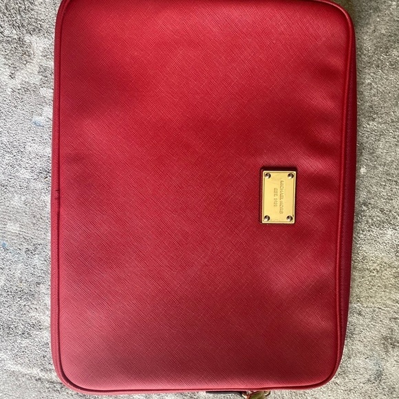 Michael Kors Laptop case - Picture 1 of 4